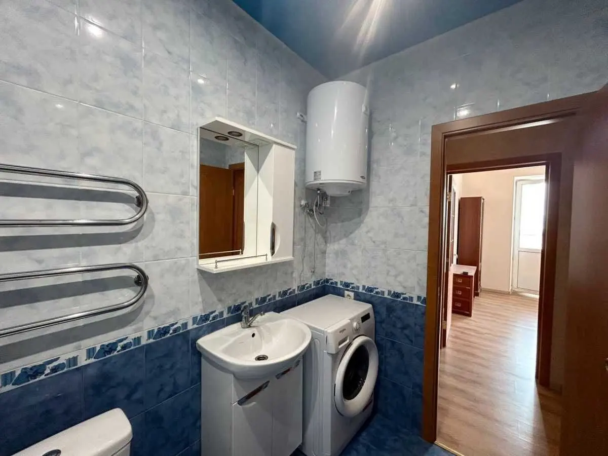 Фото Продаю 1 кімнатну квартиру, 46.4 кв. м, Юрія Шумського вул. 5 Київ, ціна: 80000 USD, код 9134