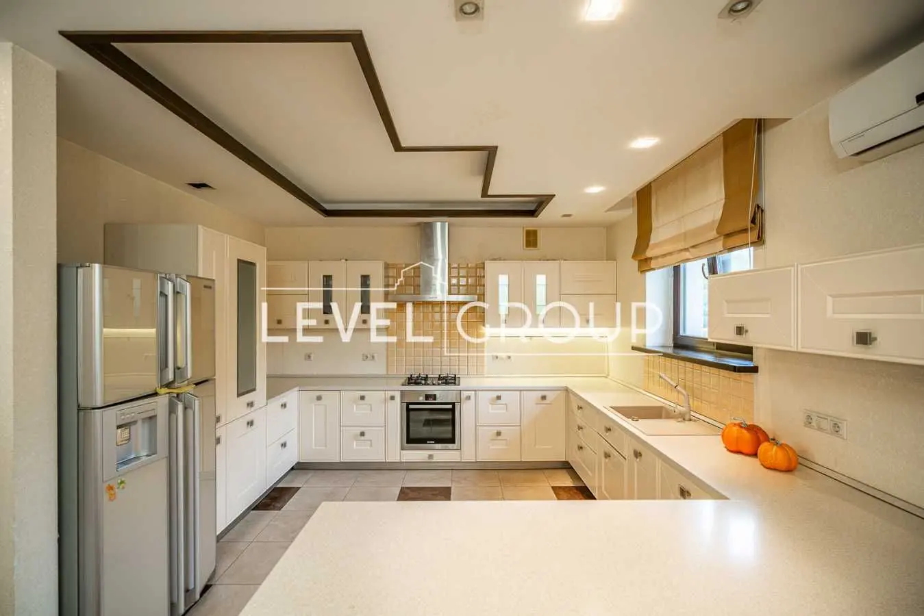 Фото Продаю будинок, 262 кв. м, Юліанська вул.  Рославичі, ціна: 320000 USD, код 9135
