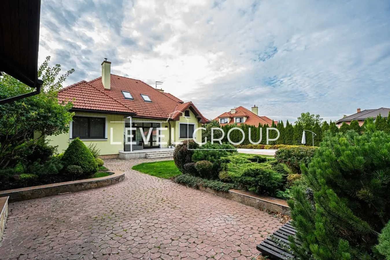 Фото Продаю будинок, 262 кв. м, Юліанська вул.  Рославичі, ціна: 320000 USD, код 9135