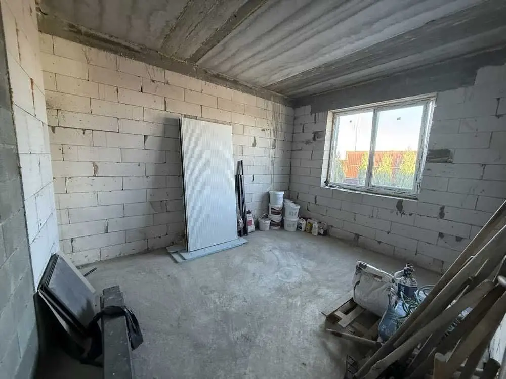 Фото Продаю будинок, 177 кв. м, Погреби, ціна: 125000 USD, код 9137