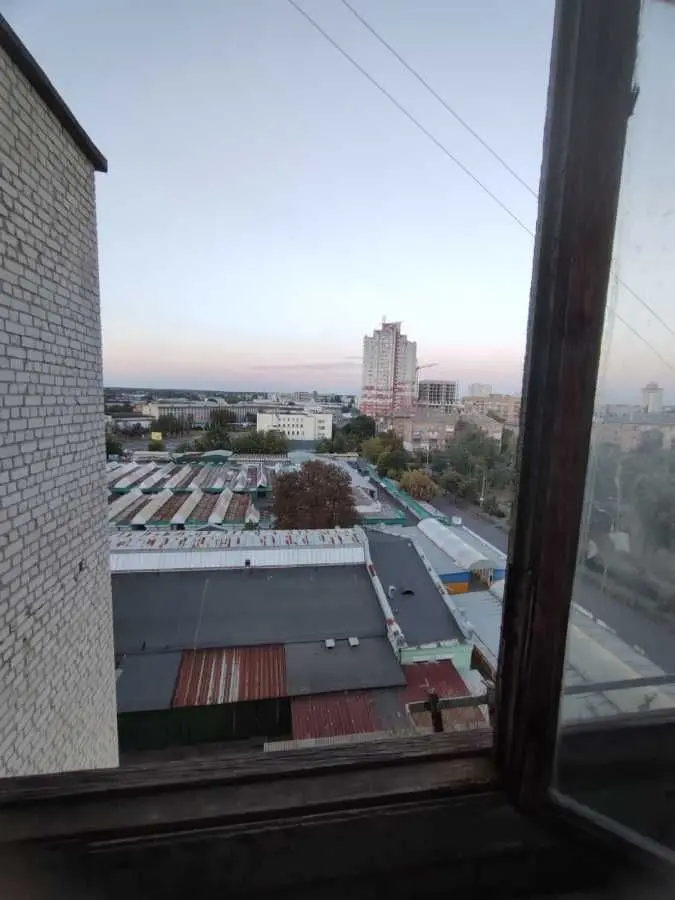 Фото Продаю 1 кімнатну квартиру, 21.5 кв. м, Ялтинська вул.  Київ, ціна: 23497 USD, код 9141