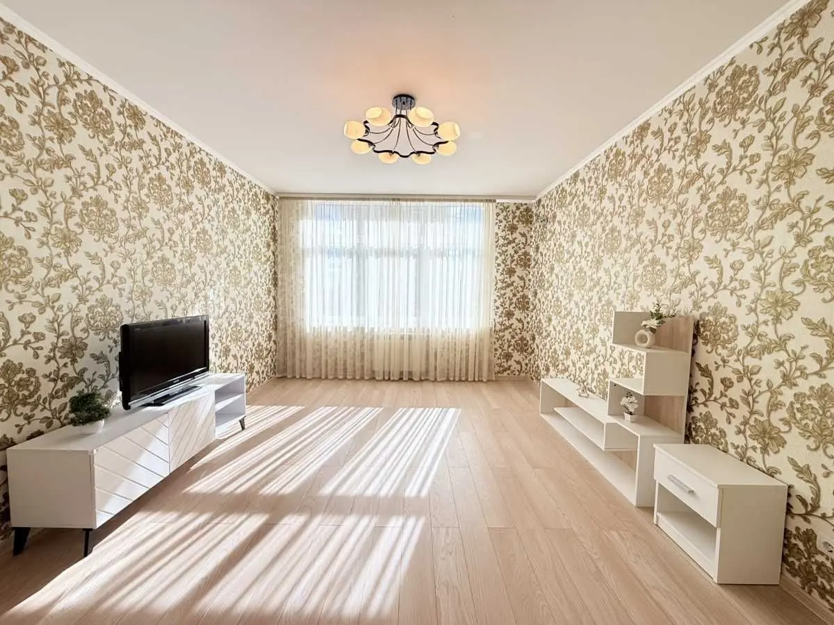 Фото Selling a 1-room apartment, 50.3 sq.m., Aviakonstruktora Ihoria Sikorskoho Street 4г Kyiv, price: 95000 USD, code 9154
