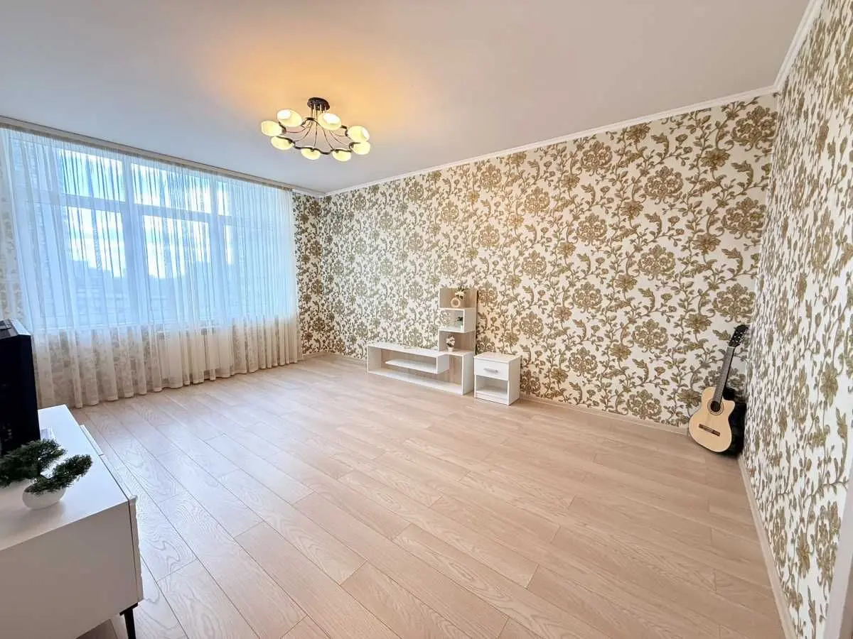 Фото Selling a 1-room apartment, 50.3 sq.m., Aviakonstruktora Ihoria Sikorskoho Street 4г Kyiv, price: 95000 USD, code 9154