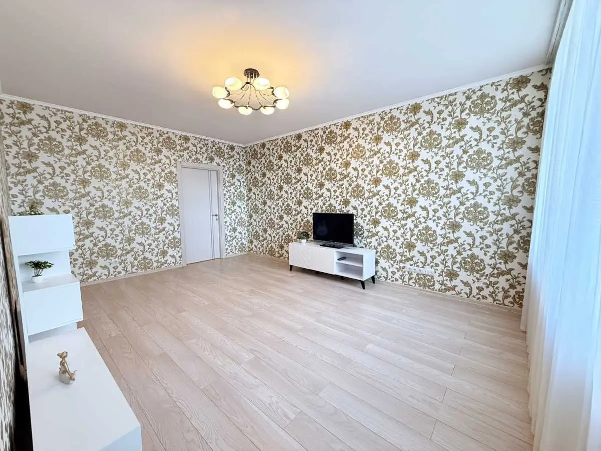 Фото Selling a 1-room apartment, 50.3 sq.m., Aviakonstruktora Ihoria Sikorskoho Street 4г Kyiv, price: 95000 USD, code 9154