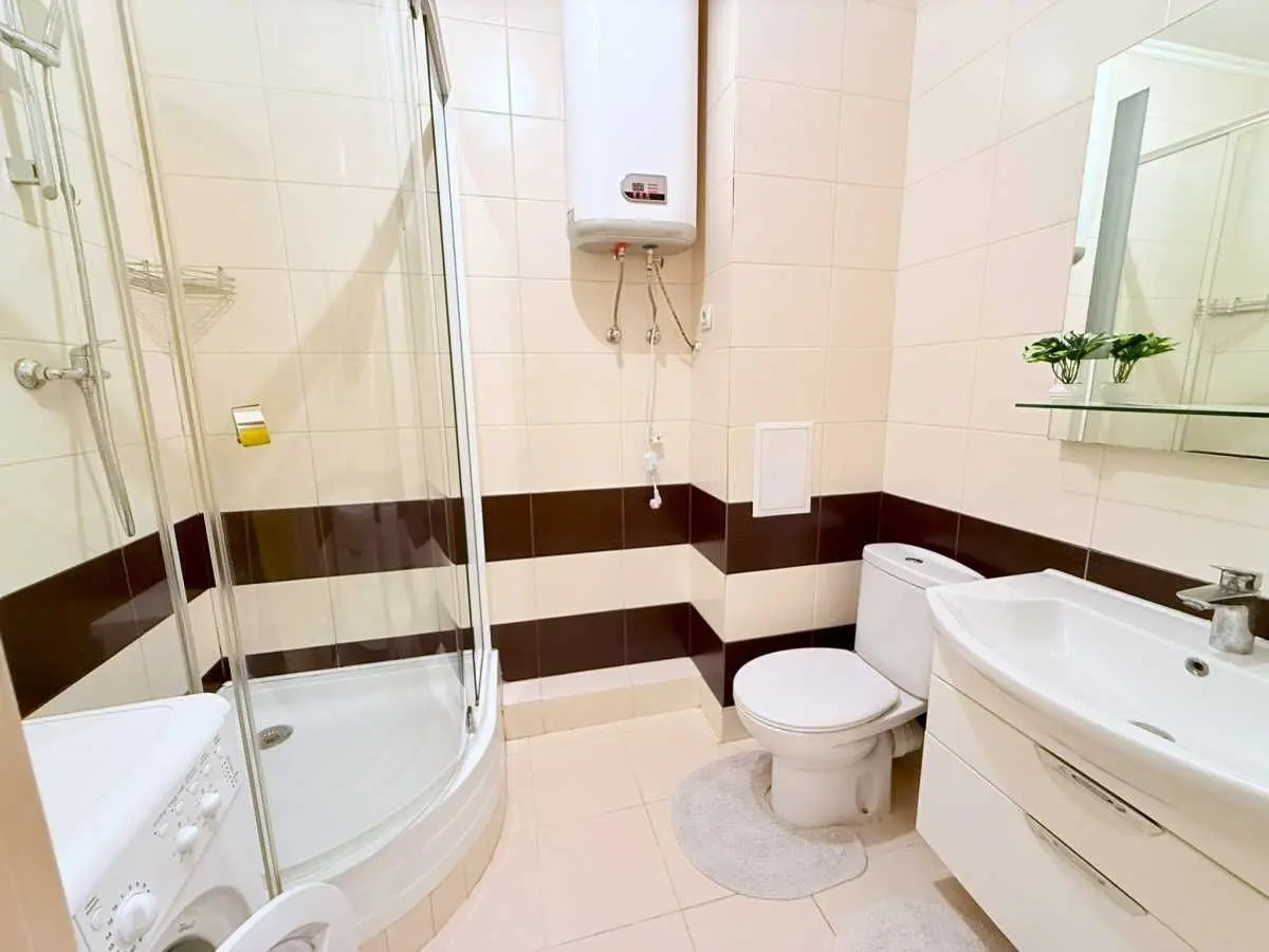 Фото Selling a 1-room apartment, 50.3 sq.m., Aviakonstruktora Ihoria Sikorskoho Street 4г Kyiv, price: 95000 USD, code 9154