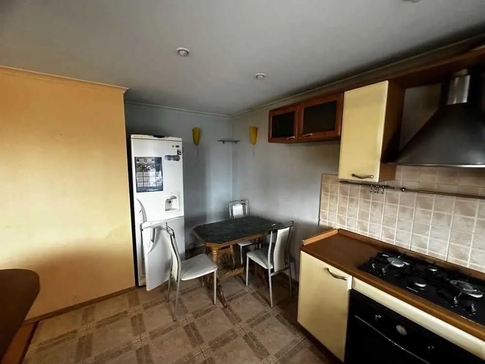 Фото Продаю 3 кімнатну квартиру, 80 кв. м, Нова вул.  Бориспіль, ціна: 70000 USD, код 9155