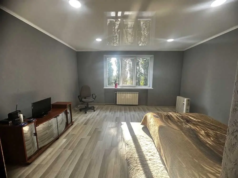 Фото Продаю 2 кімнатну квартиру, 59 кв. м, Центральна вул.  Гора, ціна: 47000 USD, код 9157