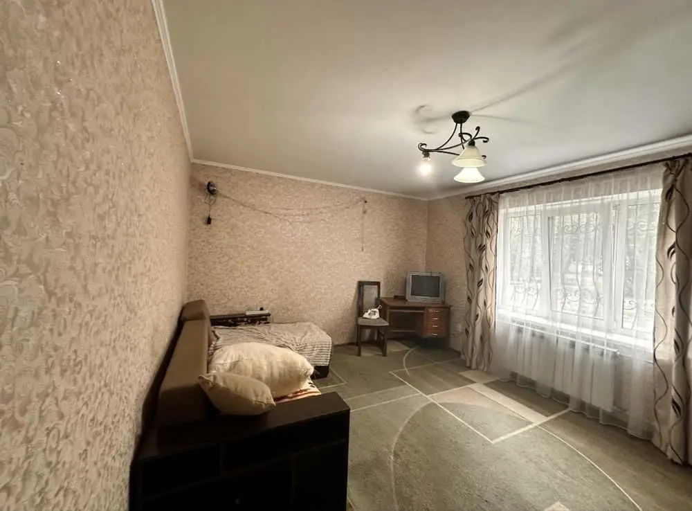 Фото Selling a 1-room apartment, 31 sq.m., Mykhaila Kalmykova street (Telmana Street)  Boryspil, price: 29800 USD, code 9158