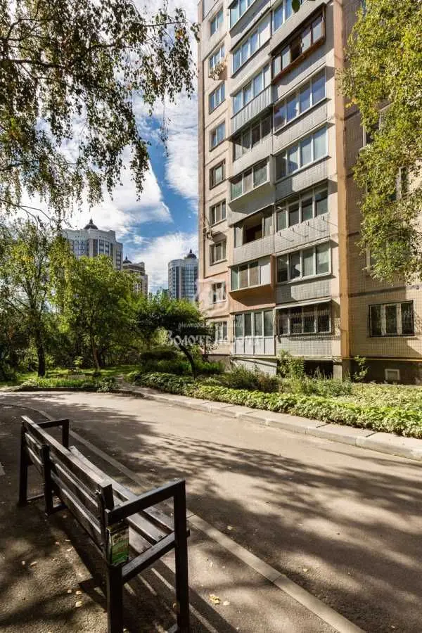Фото Продаю 1 кімнатну квартиру, 34 кв. м, Лук’янівська вул. 21 Київ, ціна: 49000 USD, код 9166