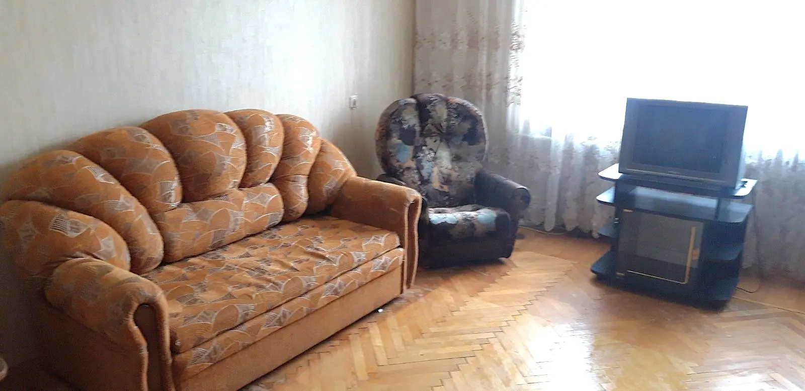 Фото Rent a 2-room apartment, Vitriani Hory Street 3 Kyiv for long-term rent, price: 14500 UAH, code 9170
