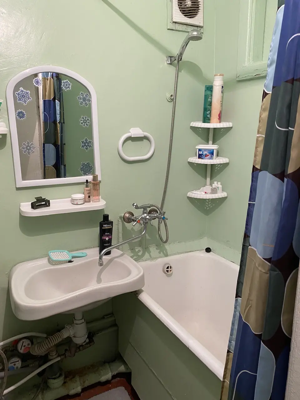 Фото Rent a 1-room apartment, Oleksy Tykhoho Street (Vyborzka Street) 55/13 Kyiv for long-term rent, price: 11000 UAH, code 9171