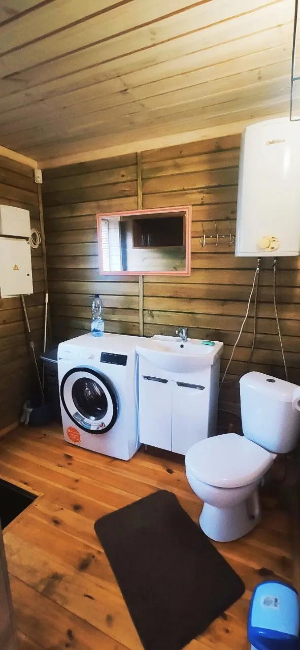 Фото Зняти будинок, 6-а лінія  Київ в довгострокову оренду, ціна: 26000 UAH, код 9173