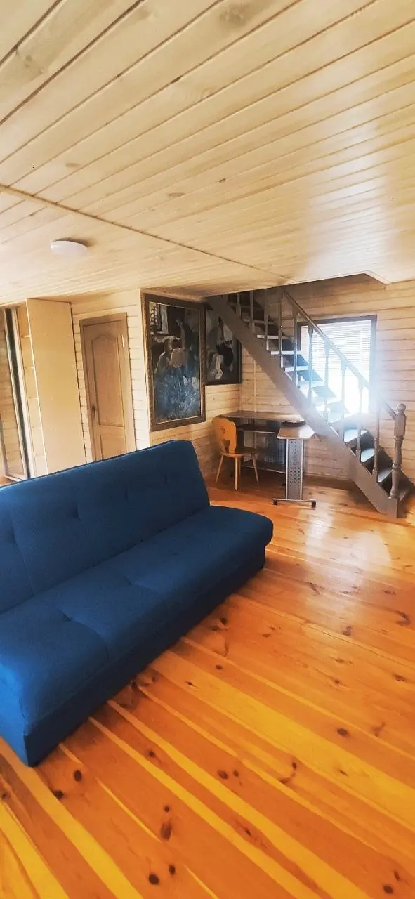 Фото Зняти будинок, 6-а лінія  Київ в довгострокову оренду, ціна: 26000 UAH, код 9173