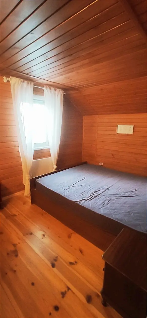 Фото Зняти будинок, 6-а лінія  Київ в довгострокову оренду, ціна: 26000 UAH, код 9173
