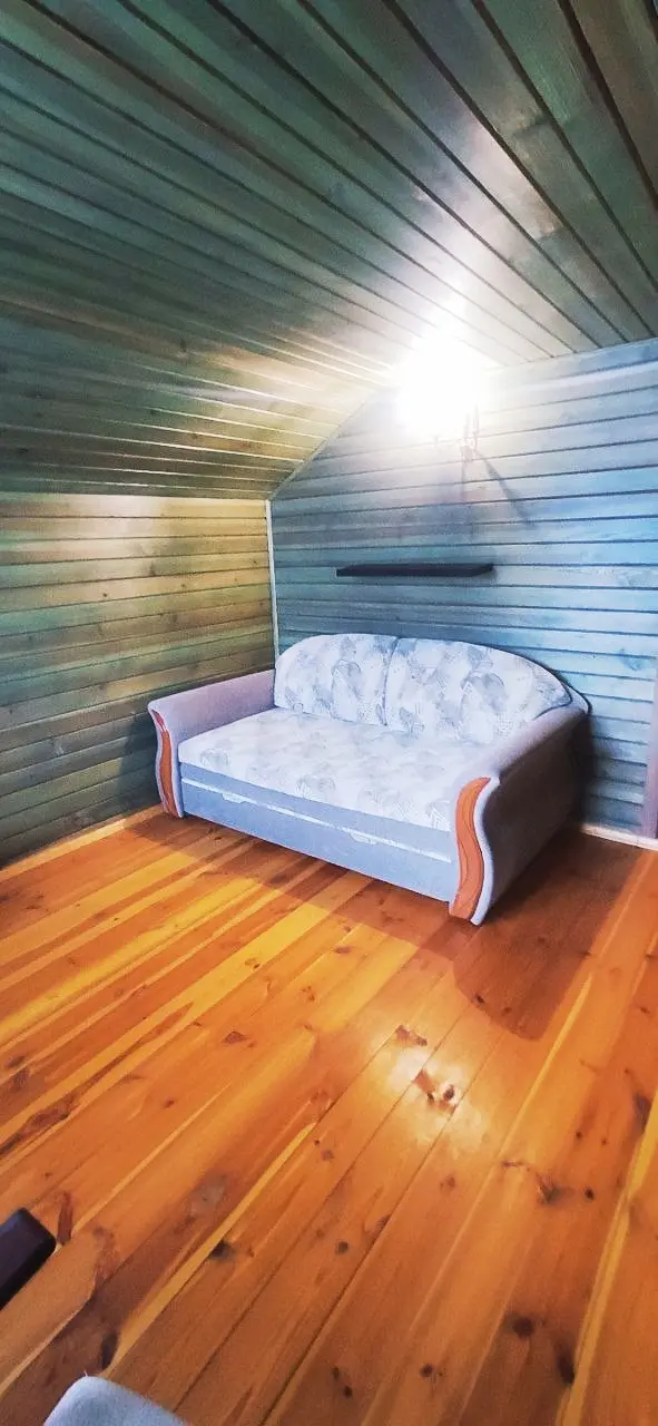 Фото Зняти будинок, 6-а лінія  Київ в довгострокову оренду, ціна: 26000 UAH, код 9173