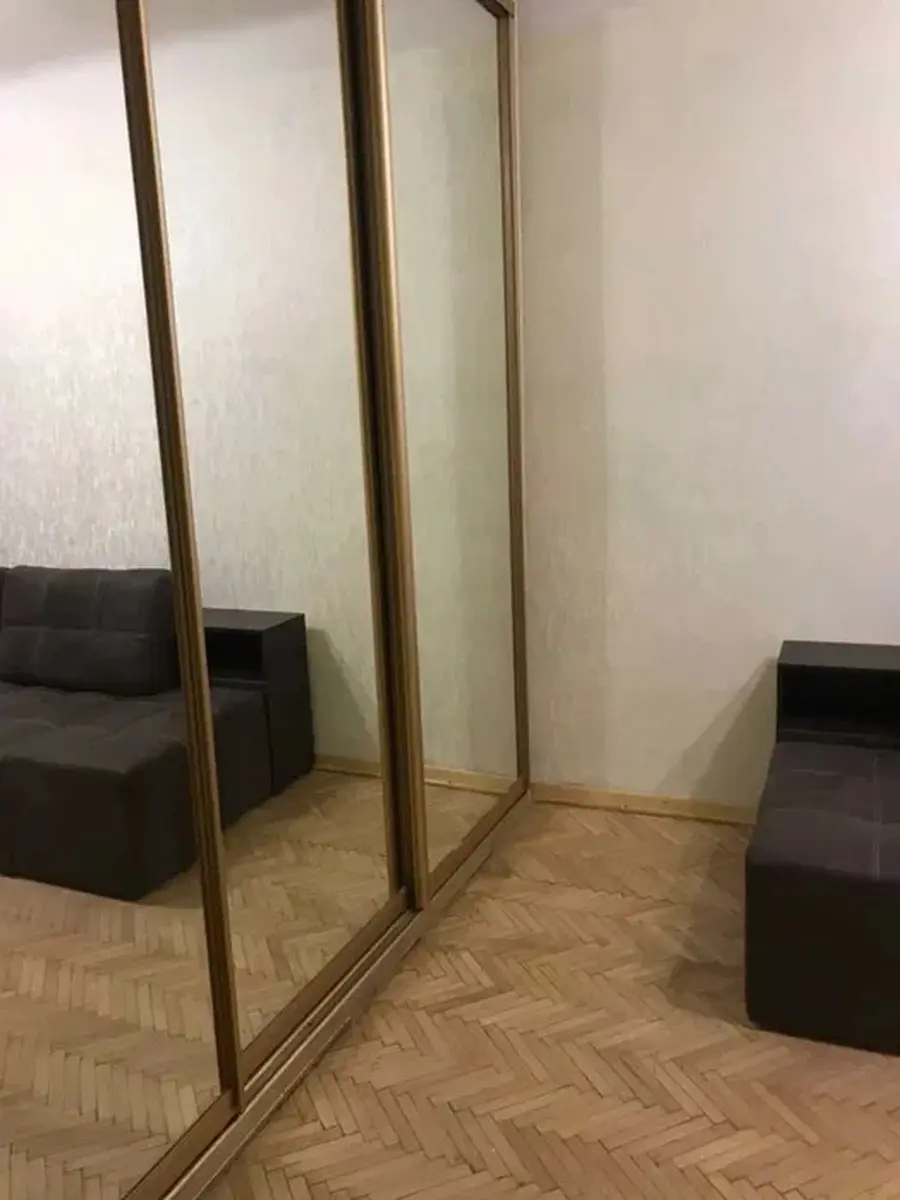 Фото Снять 1-комнатную квартиру, Нижнеюрковская ул.  Киев в долгосрочную аренду, цена: 12000 грн, код 9177