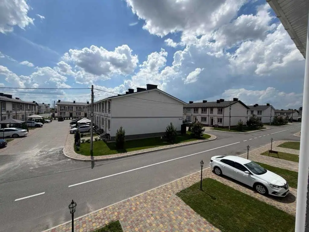 Фото Selling a 2-room apartment, 74 sq.m., Yasna street  Boryspil, price: 52000 USD, code 9181