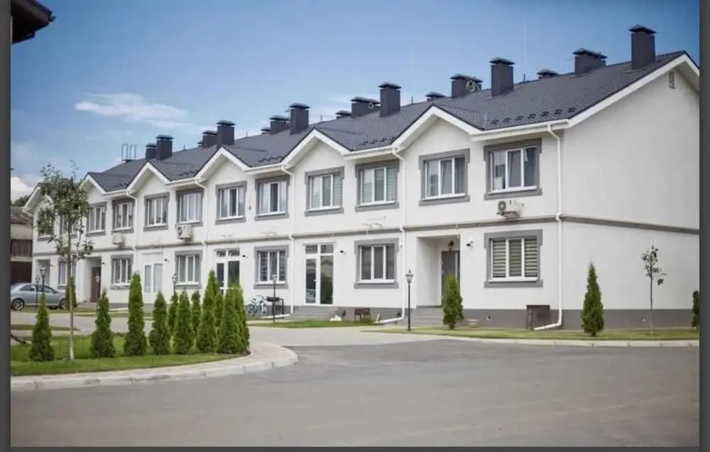 Фото Selling a 1-room apartment, 56 sq.m., Yasna street  Boryspil, price: 39200 USD, code 9182