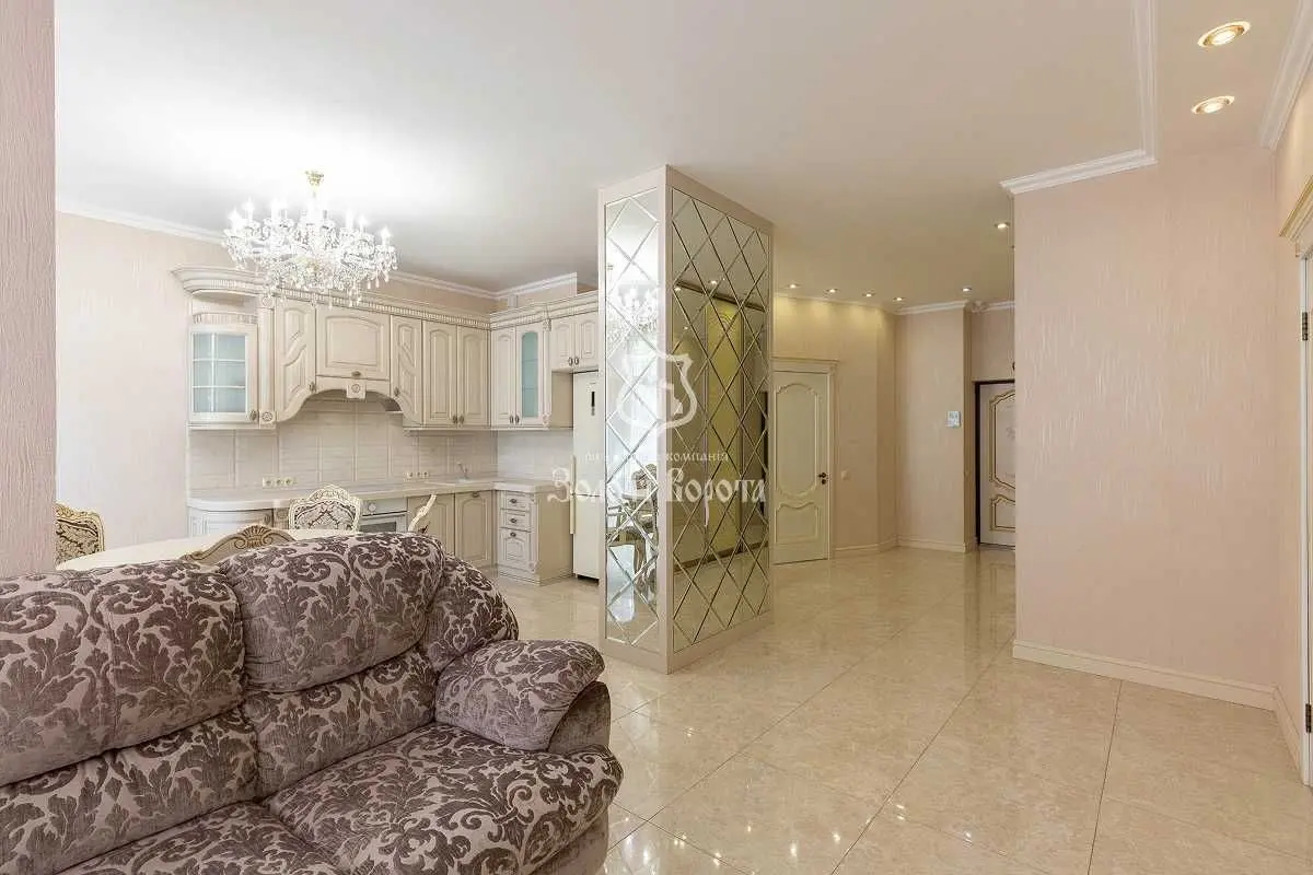 Фото Selling a 1-room apartment, 68.2 sq.m., Yevhena Konovaltsia Street (Schorsa Street) 44а Kyiv, price: 170000 USD, code 9185