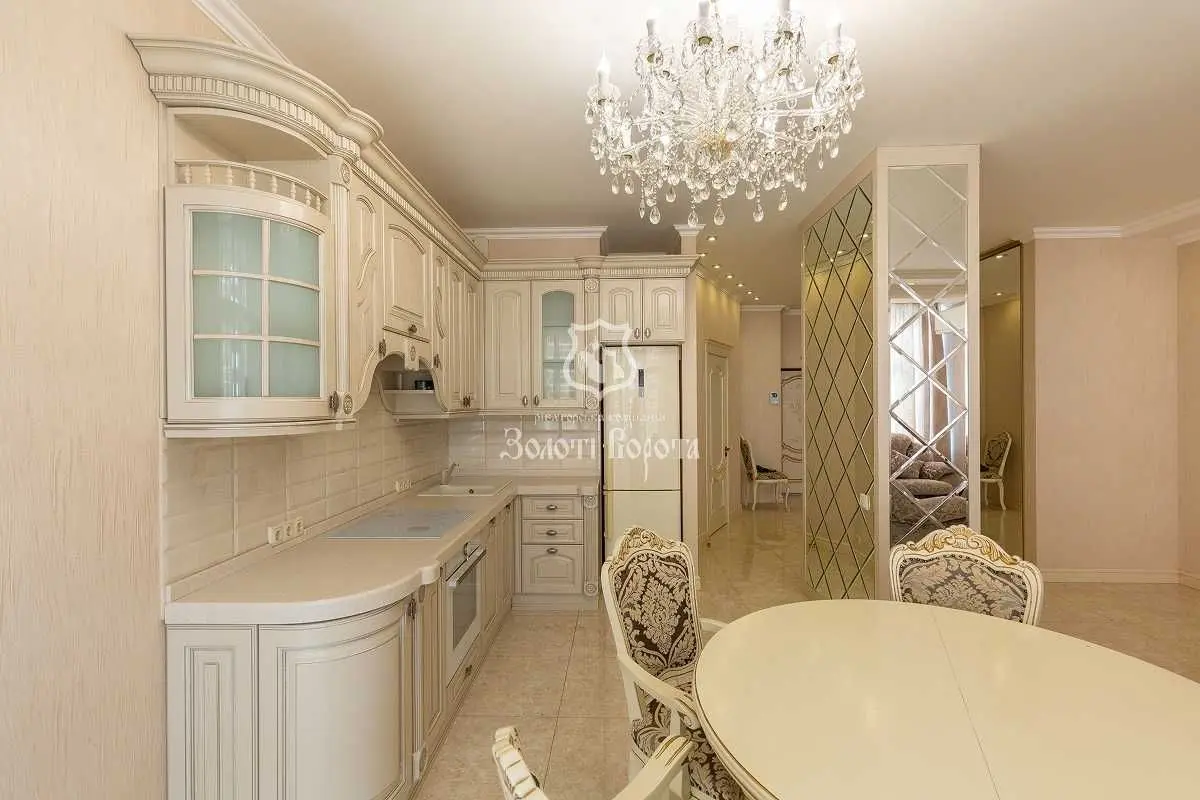 Фото Selling a 1-room apartment, 68.2 sq.m., Yevhena Konovaltsia Street (Schorsa Street) 44а Kyiv, price: 170000 USD, code 9185