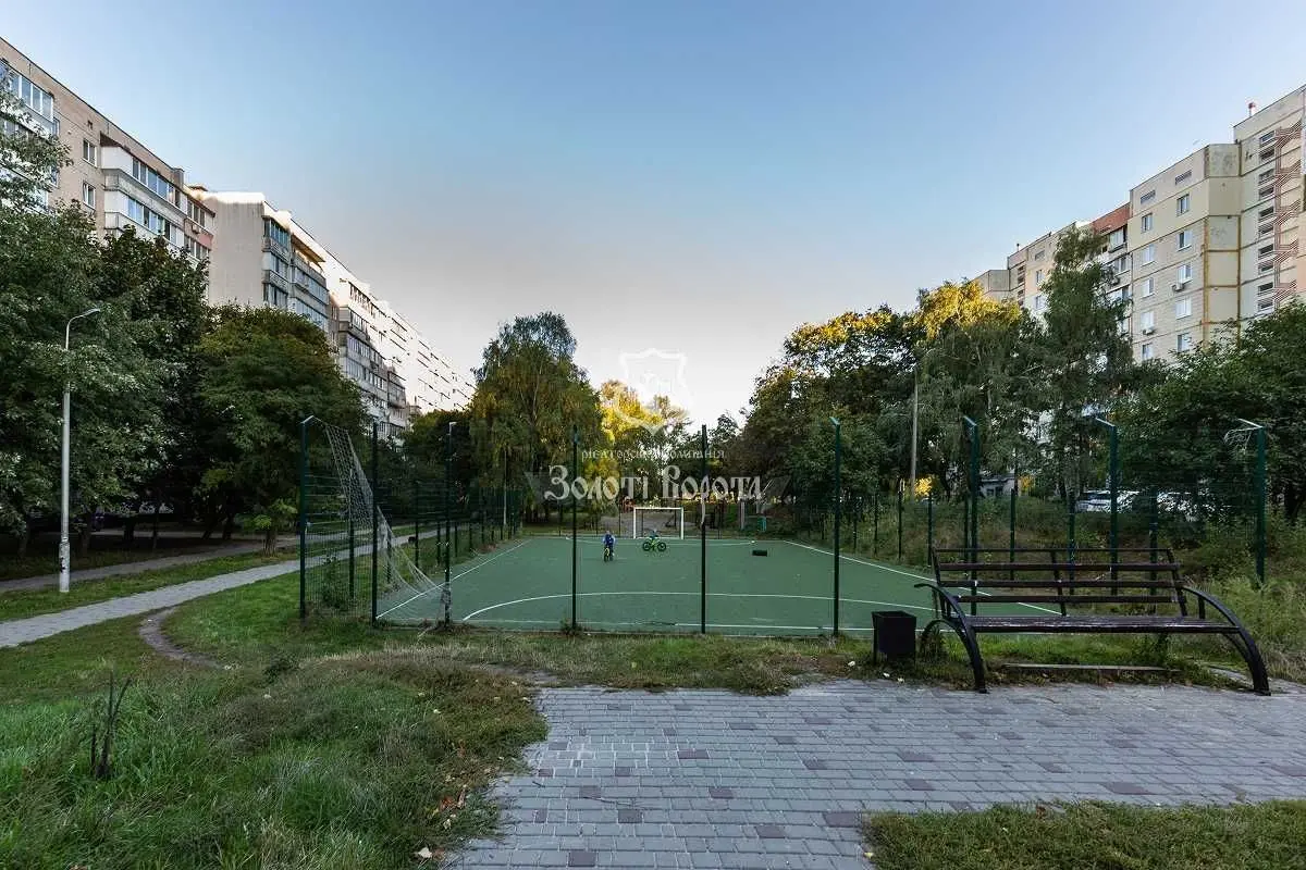 Фото Продаю 3 кімнатну квартиру, 75.6 кв. м, Європейського Союзу просп.  Київ, ціна: 59000 USD, код 9187