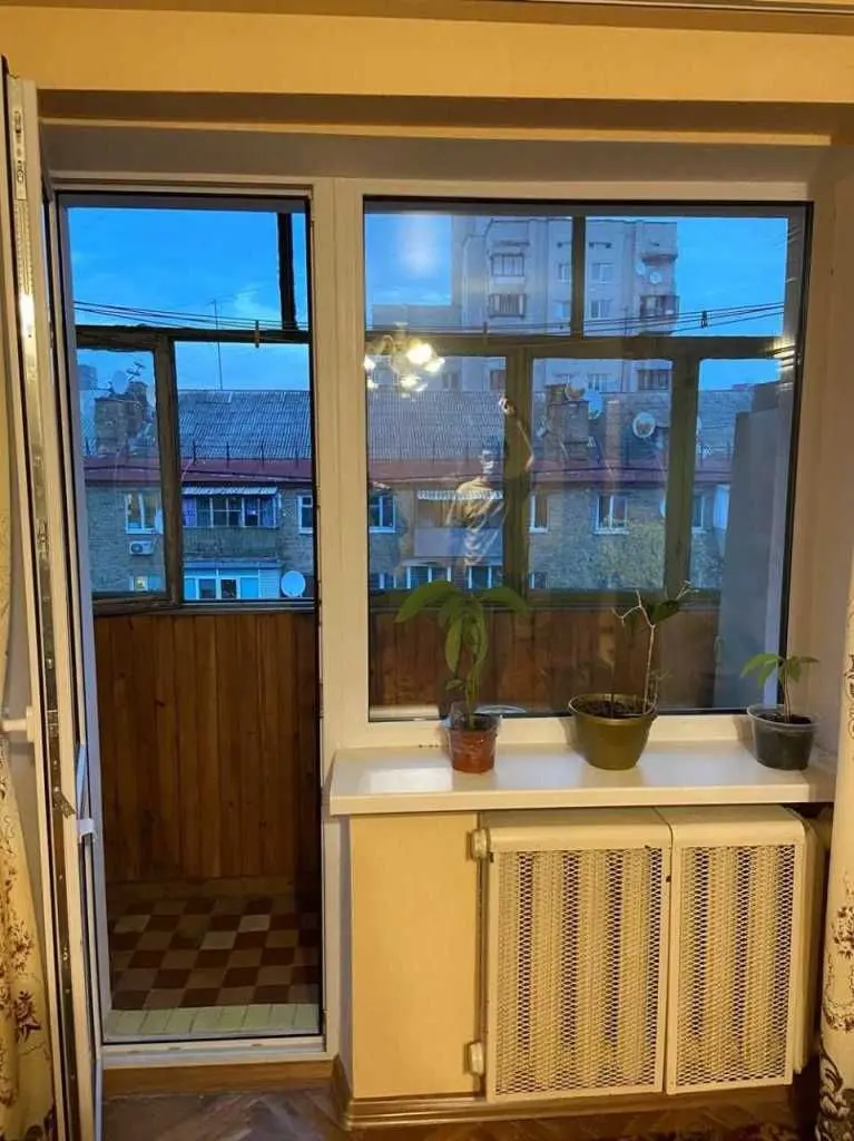 Фото Зняти 2 кімнатну квартиру, Костанайська вул. 2 Київ в довгострокову оренду, ціна: 16000 UAH, код 9194