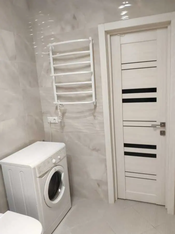 Фото Rent a 1-room apartment, Radystiv Street 30 Kyiv for long-term rent, price: 17500 UAH, code 9199