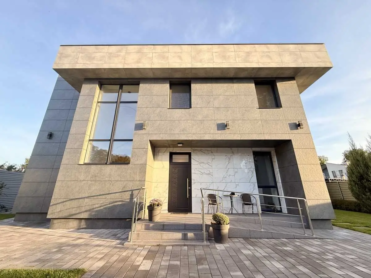 Фото Продаю будинок, 169.5 кв. м, Гнідин, ціна: 340000 USD, код 9200