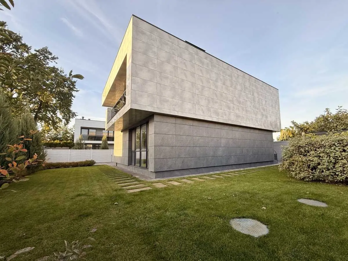 Фото Продаю будинок, 169.5 кв. м, Гнідин, ціна: 340000 USD, код 9200