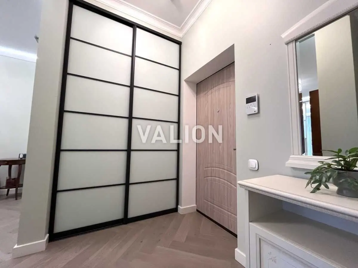 Фото Selling a 1-room apartment, 52.9 sq.m., Yevhena Konovaltsia Street (Schorsa Street) 34А Kyiv, price: 149800 USD, code 9202