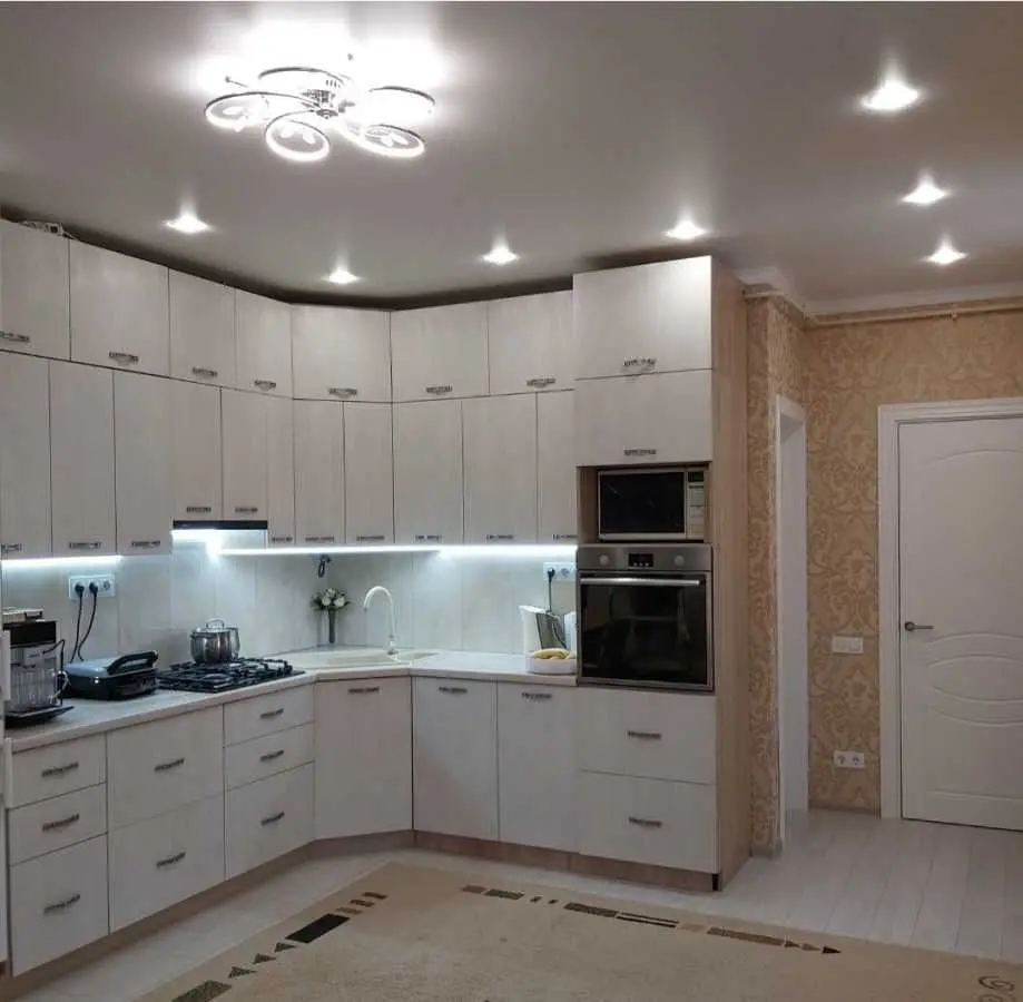 Фото Selling a 2-room apartment, 83 sq.m., Vyshneva Street  Bucha, price: 150000 USD, code 9207