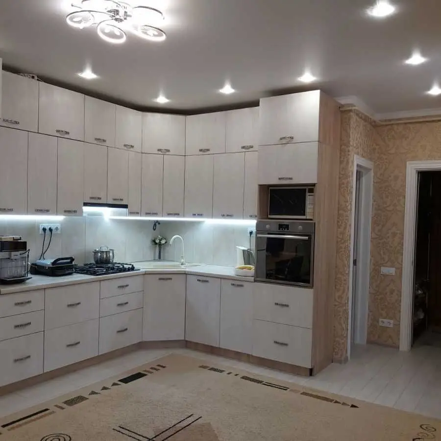 Фото Selling a 2-room apartment, 83 sq.m., Vyshneva Street  Bucha, price: 150000 USD, code 9207