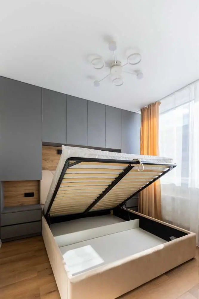 Фото Selling a 2-room apartment, 45 sq.m., Svobody street (Heroyiv Nebesnoyi Sotni avenue)  Sofiivska Borschahivka, price: 83000 USD, code 9210