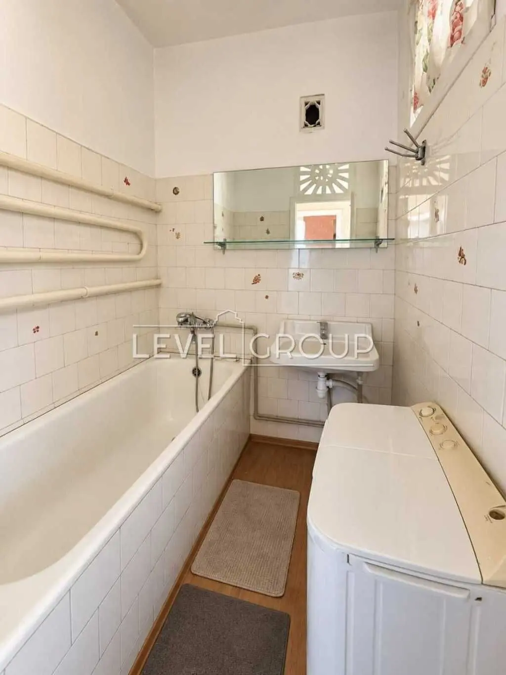 Фото Продаю 2-комнатную квартиру, 60 кв. м, Борисоглебская ул. 4 Киев, цена: 98000 USD, код 9216