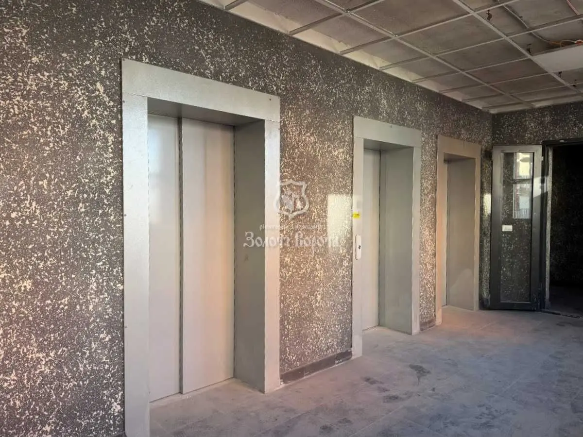 Фото Продаю 1-комнатную квартиру, 44.36 кв. м, Крайня ул. (Осипа Мандельштама) 1 Киев, цена: 47000 USD, код 9217