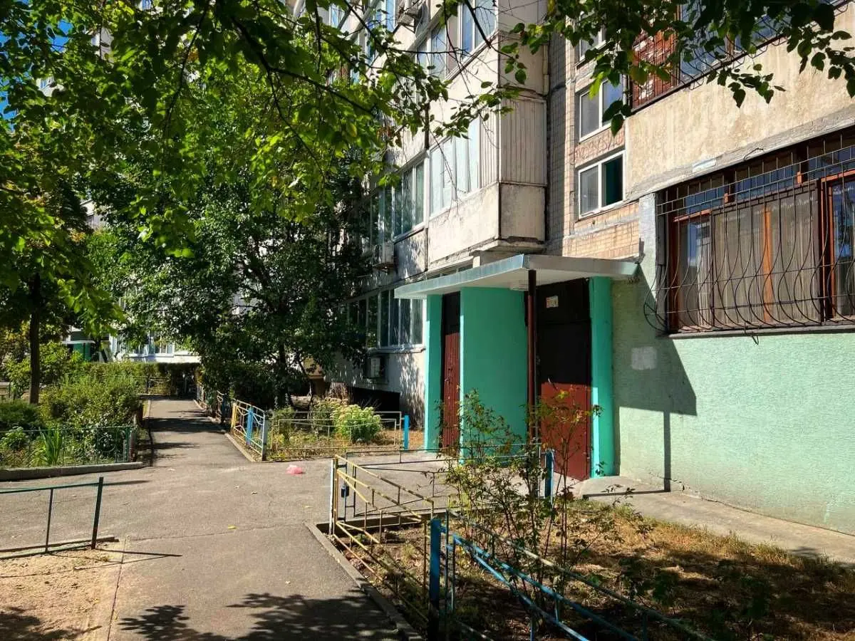 Фото Продаю 1-комнатную квартиру, 33 кв. м, Оболонский просп. 31 Киев, цена: 65000 USD, код 9222