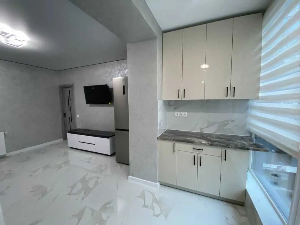 Фото Selling a 1-room apartment, 47 sq.m., 78д Ivano-Frankivsk, price: 84000 USD, code 9223