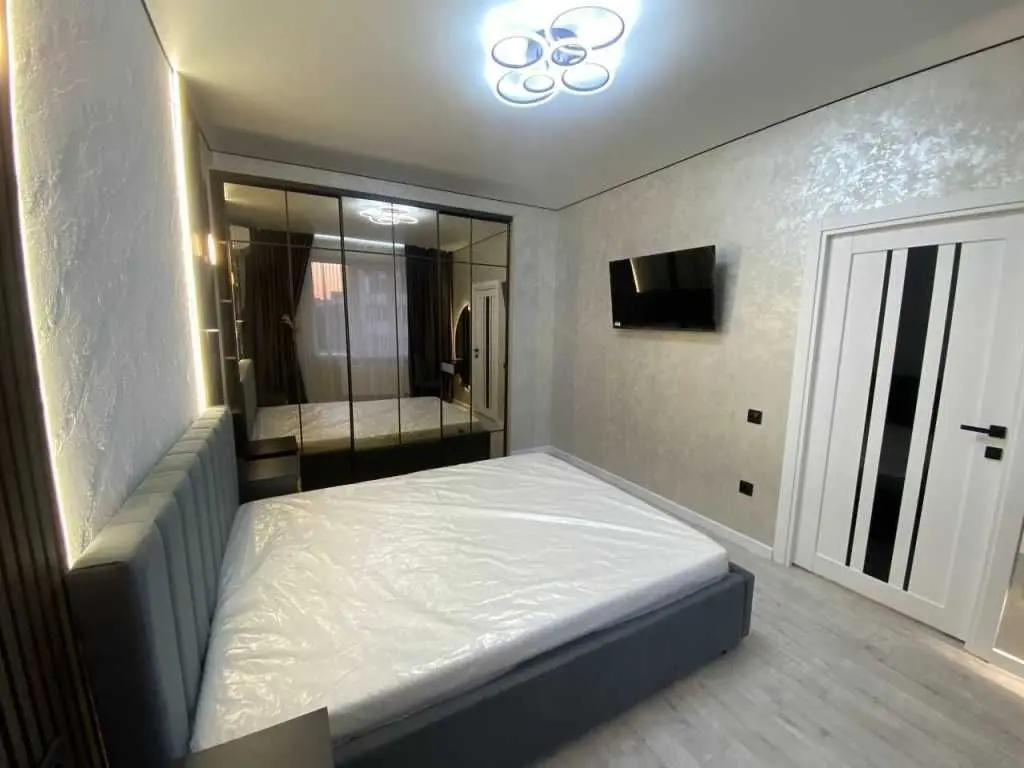 Фото Selling a 1-room apartment, 33 sq.m., Halytska Street 66б Ivano-Frankivsk, price: 73500 USD, code 9226
