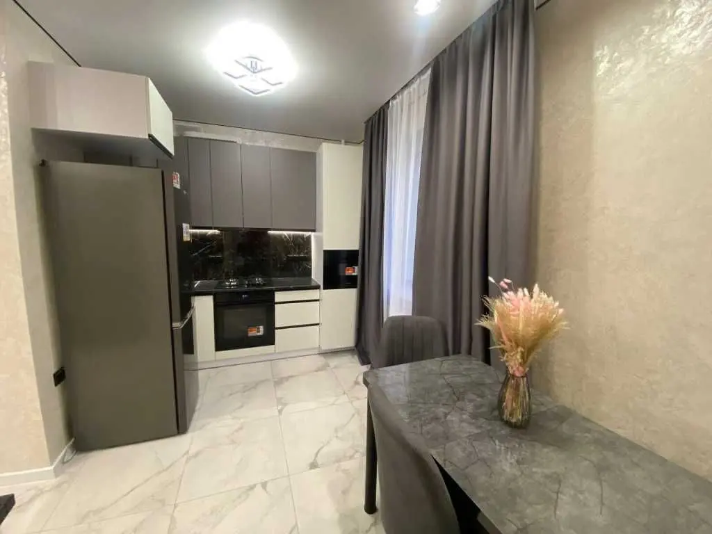 Фото Selling a 1-room apartment, 33 sq.m., Halytska Street 66б Ivano-Frankivsk, price: 73500 USD, code 9226