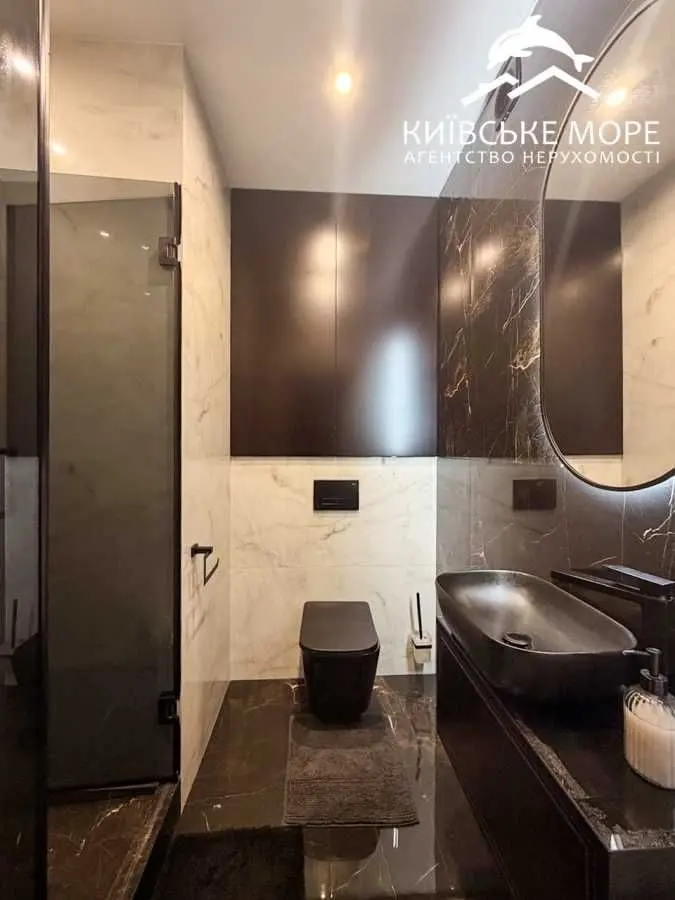 Фото Selling a 2-room apartment, 67 sq.m., Voskresenska Street  Kyiv, price: 133000 USD, code 9227