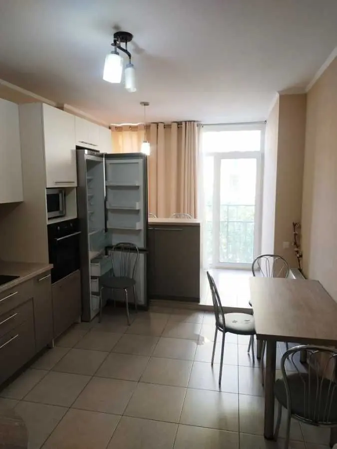 Фото Зняти 3 кімнатну квартиру, Регенераторна вул.  Київ в довгострокову оренду, ціна: 32000 UAH, код 9230