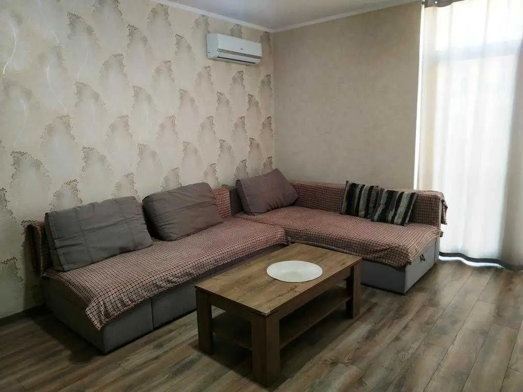 Фото Зняти 3 кімнатну квартиру, Регенераторна вул.  Київ в довгострокову оренду, ціна: 32000 UAH, код 9230