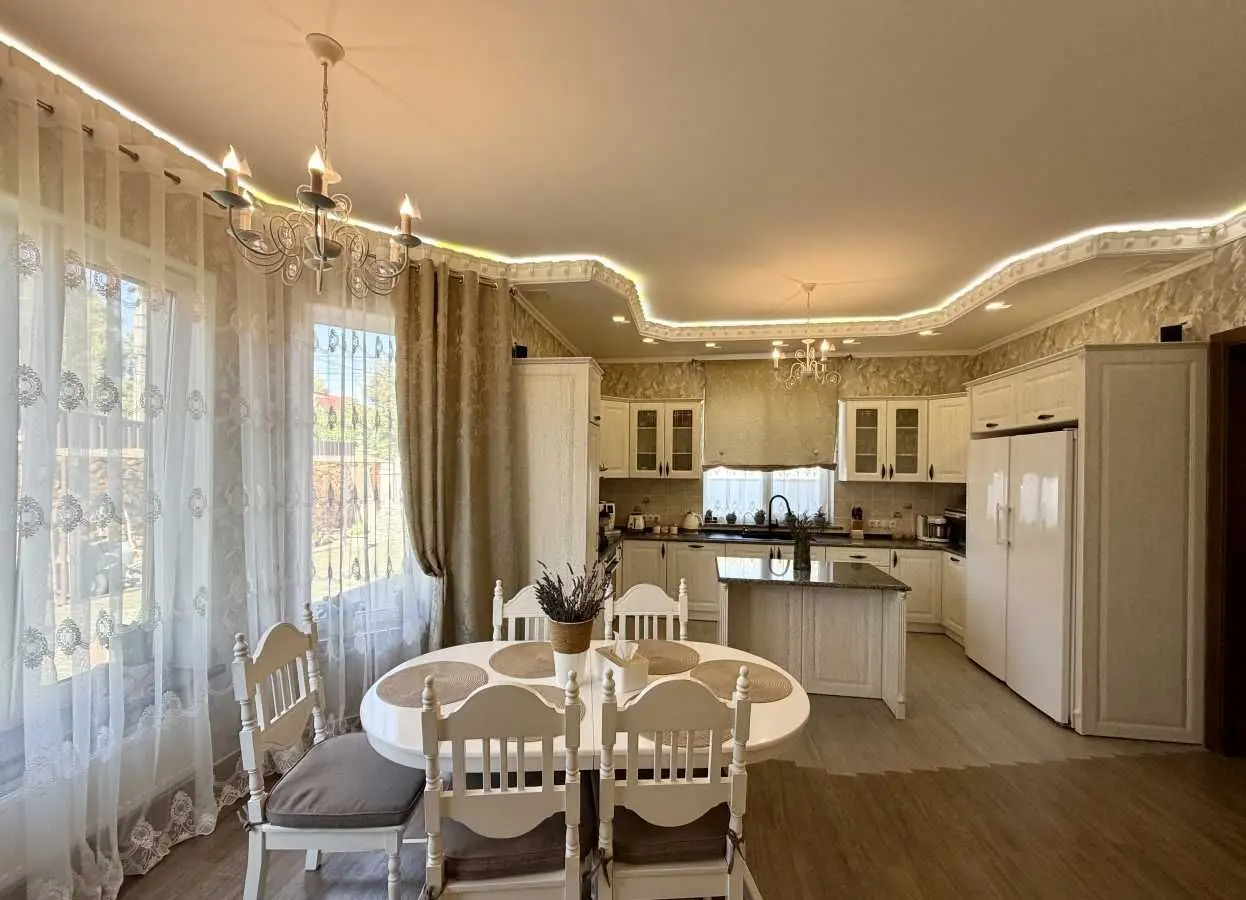 Фото Продаю будинок, 165 кв. м, Курганна вул. 6 Гатне, ціна: 299000 USD, код 9232