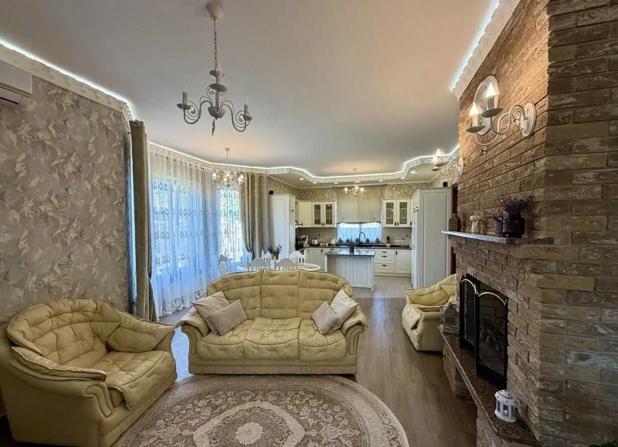 Фото Продаю будинок, 165 кв. м, Курганна вул. 6 Гатне, ціна: 299000 USD, код 9232