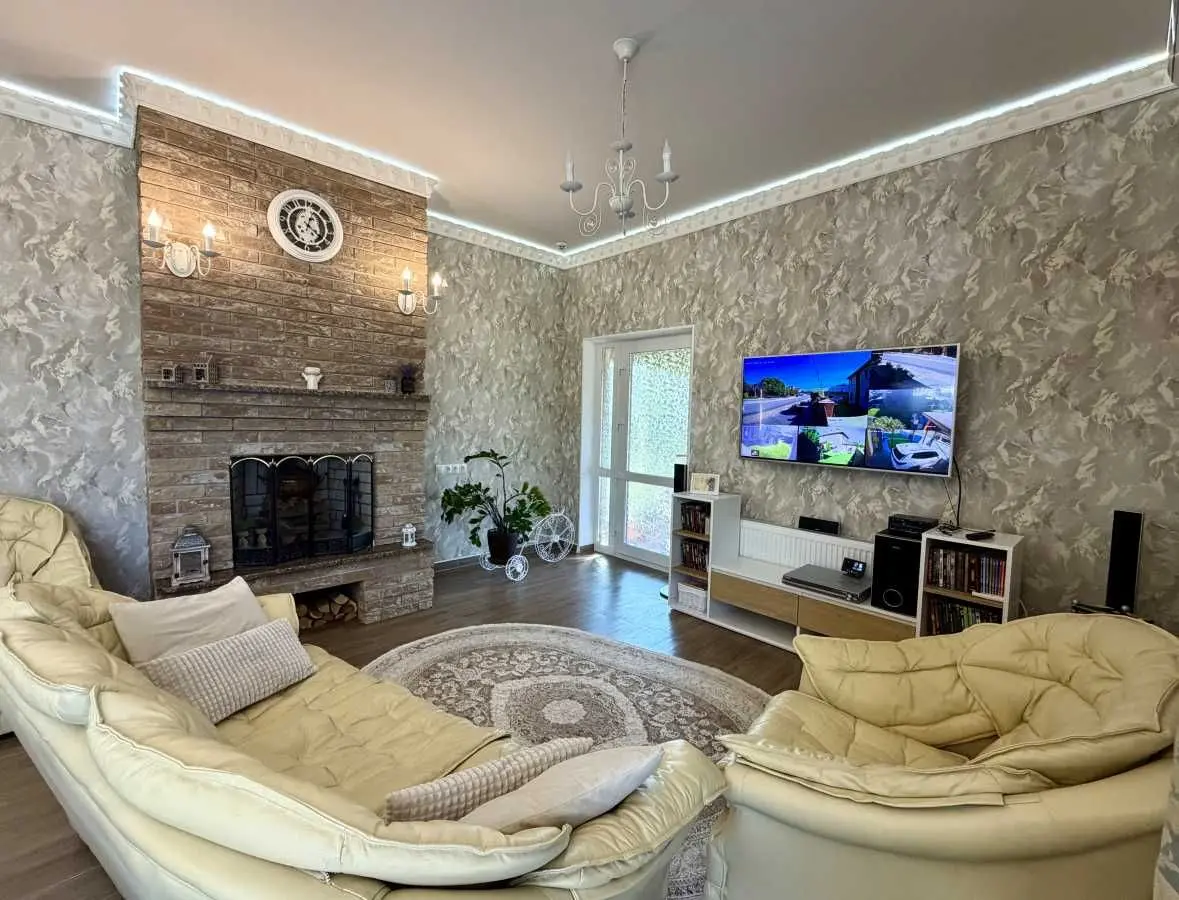 Фото Продаю будинок, 165 кв. м, Курганна вул. 6 Гатне, ціна: 299000 USD, код 9232