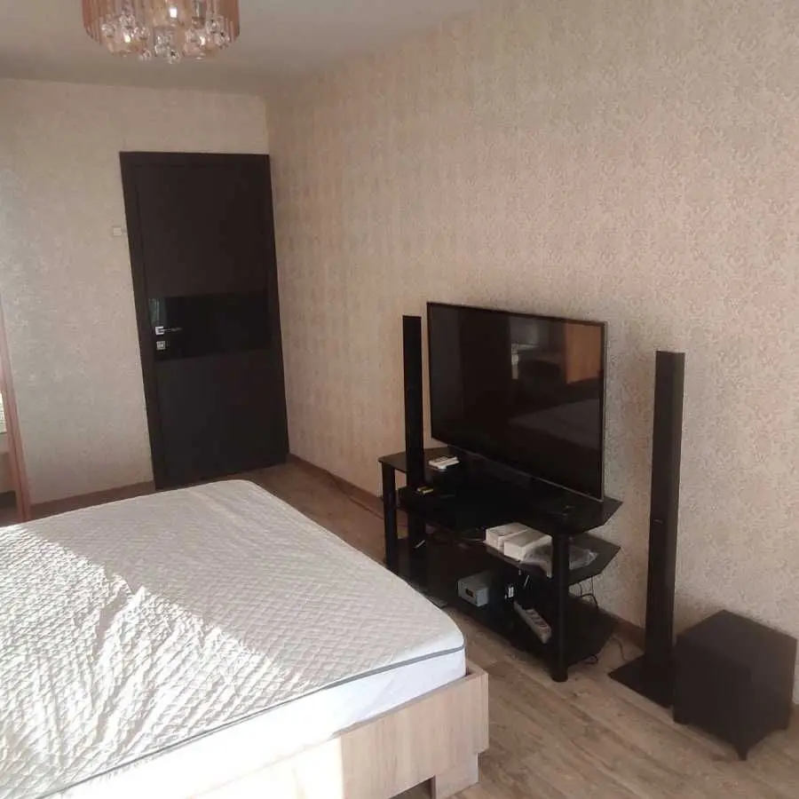 Фото Зняти 1 кімнатну квартиру, Березняківська вул. 30 Київ в довгострокову оренду, ціна: 13000 UAH, код 9233