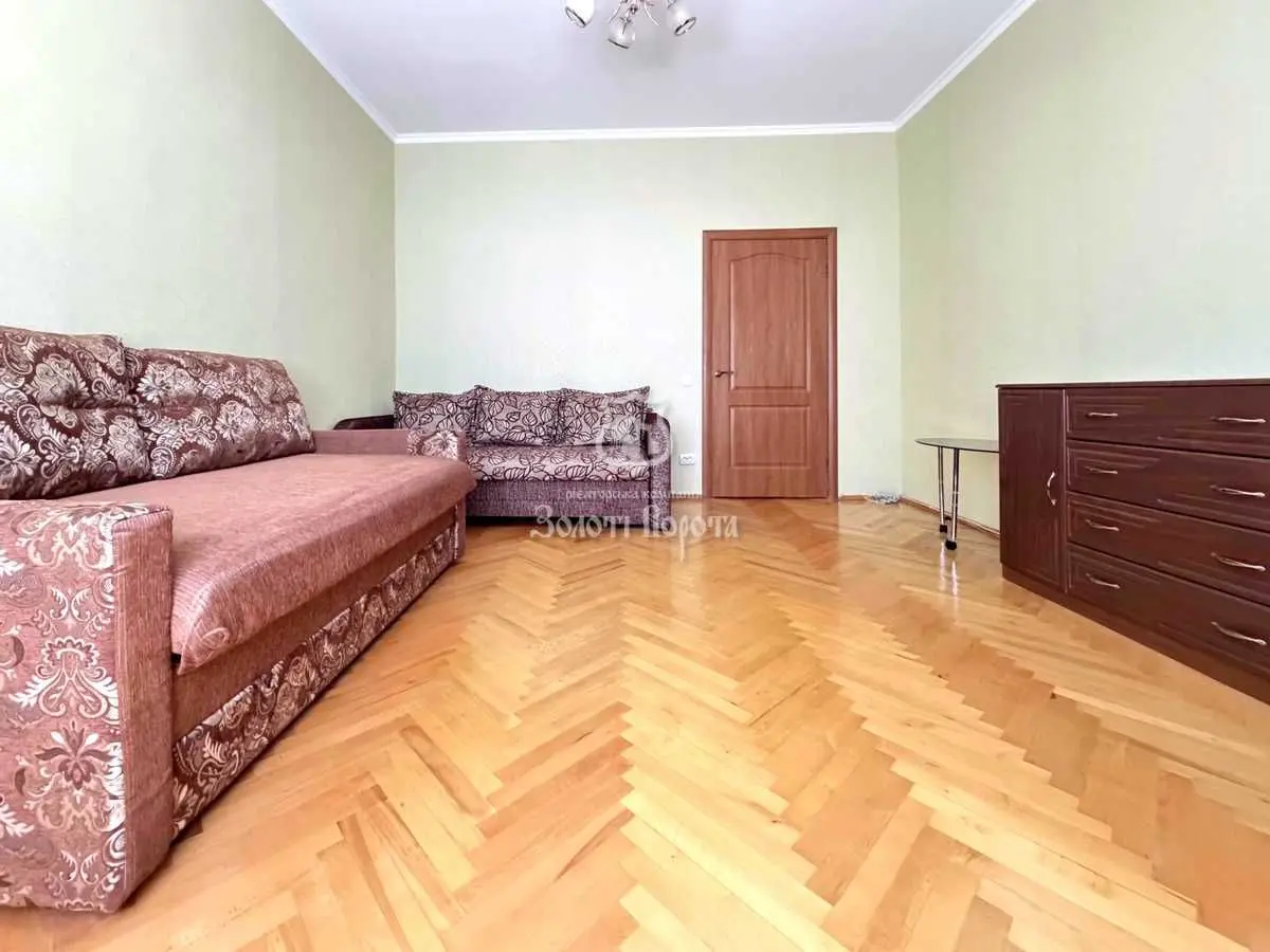 Фото Selling a 2-room apartment, 59.8 sq.m., Instytutska Street 22/7 Kyiv, price: 168000 USD, code 9234