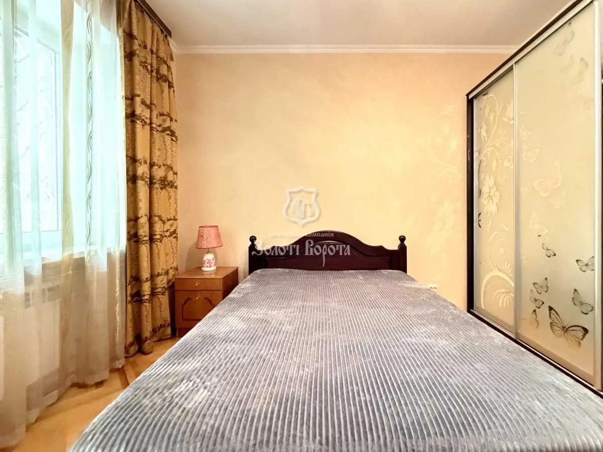 Фото Selling a 2-room apartment, 59.8 sq.m., Instytutska Street 22/7 Kyiv, price: 168000 USD, code 9234