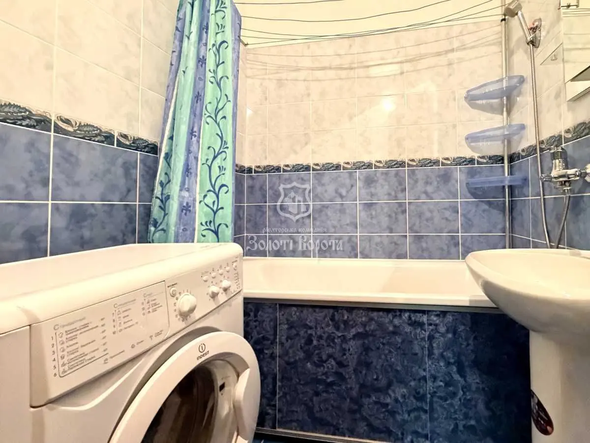 Фото Selling a 2-room apartment, 59.8 sq.m., Instytutska Street 22/7 Kyiv, price: 168000 USD, code 9234