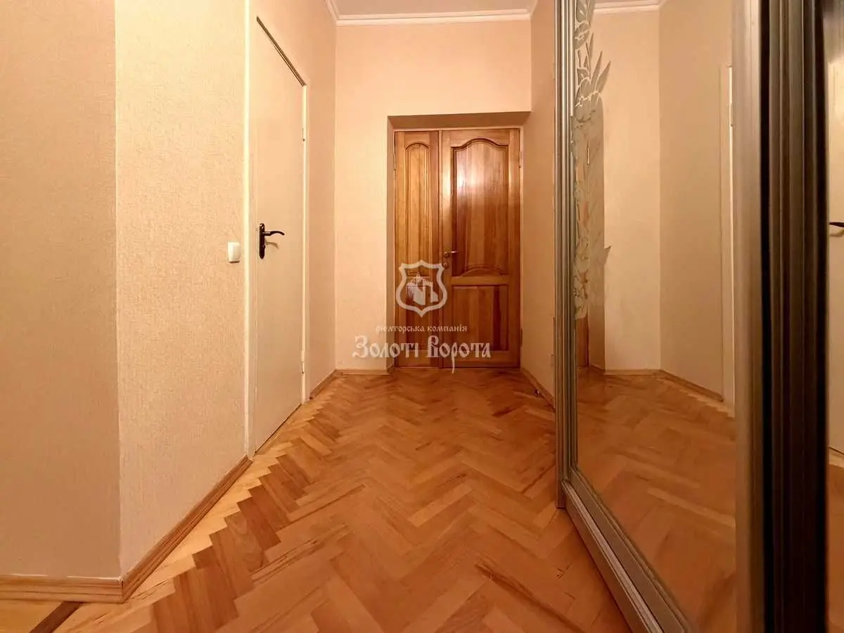 Фото Selling a 2-room apartment, 59.8 sq.m., Instytutska Street 22/7 Kyiv, price: 168000 USD, code 9234